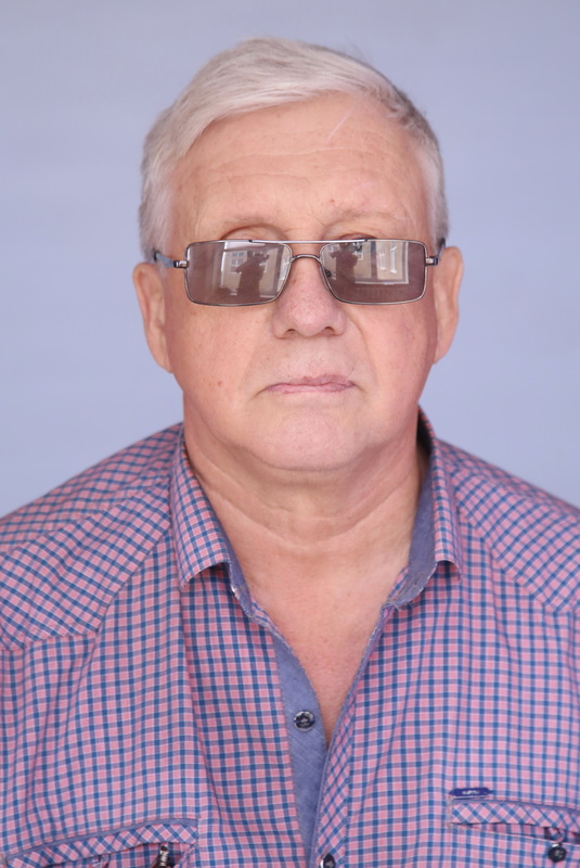 Суханов Олег Алексеевич.